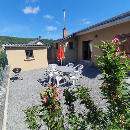 Gite Des Jardiniers Fumay المظهر الخارجي الصورة
