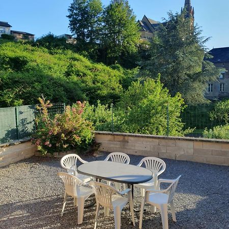 Gite Des Jardiniers Fumay الغرفة الصورة